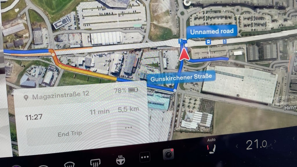 特斯拉黑客揭秘地图如何用车队数据进行增强