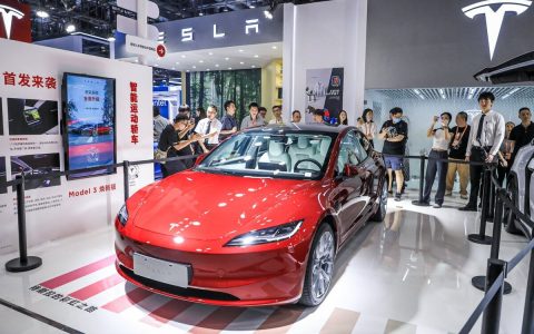 特斯拉中国为 Model 3/Y 后轮驱动版现车提供保险补贴