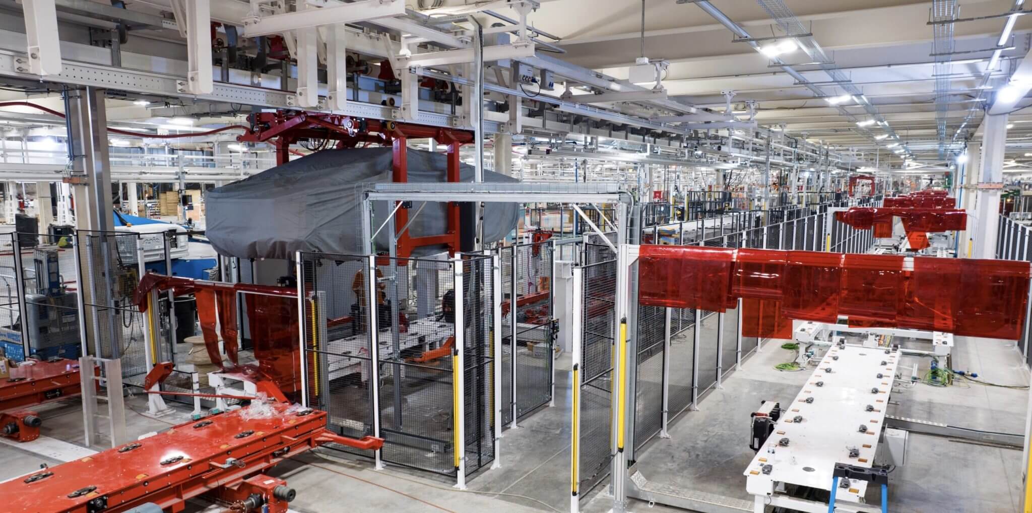 特斯拉将使用欧洲钢铁供应商生产 Cybertruck 面板