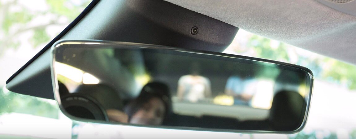 特斯拉开始使用面向车厢的摄像头监控驾驶员瞌睡情况