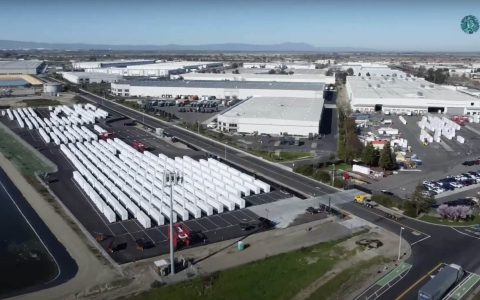特斯拉拉斯洛普巨型工厂发现 331 块 Megapack 电池