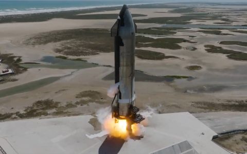 SpaceX 对 29 号飞船再次进行静态点火