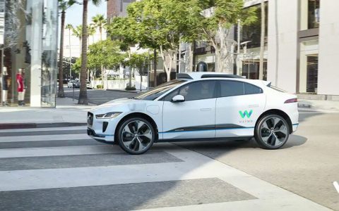 前 Waymo 研究科学家加入特斯拉 FSD 团队