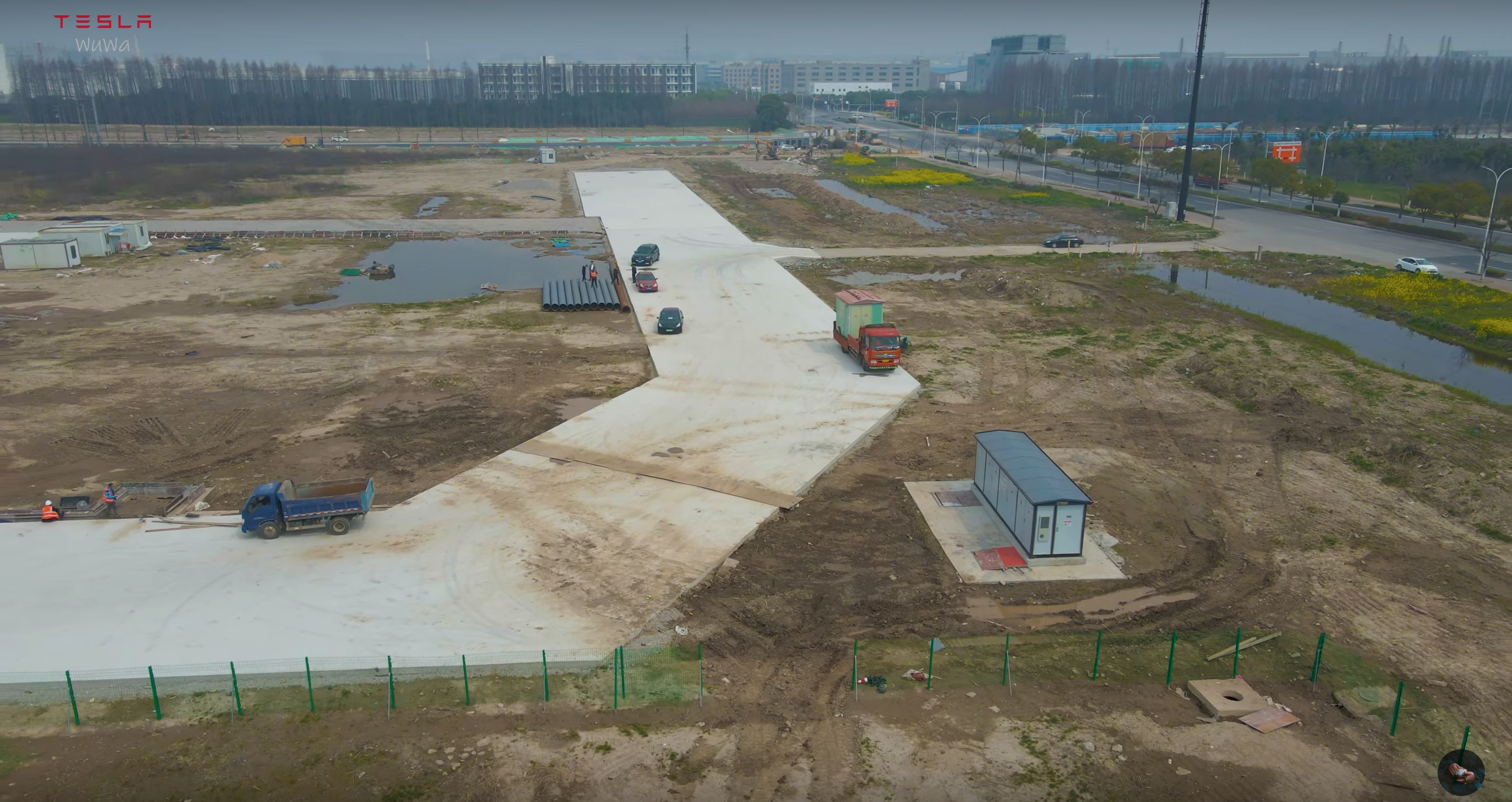 特斯拉似乎已开始上海超级储能工厂的建设