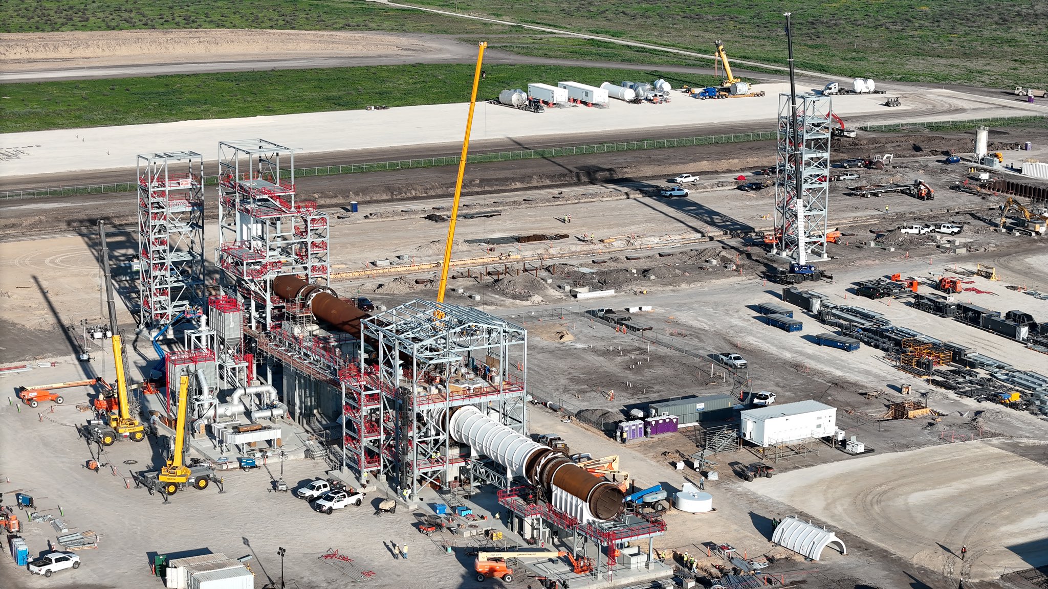 特斯拉锂精炼厂建设取得进展