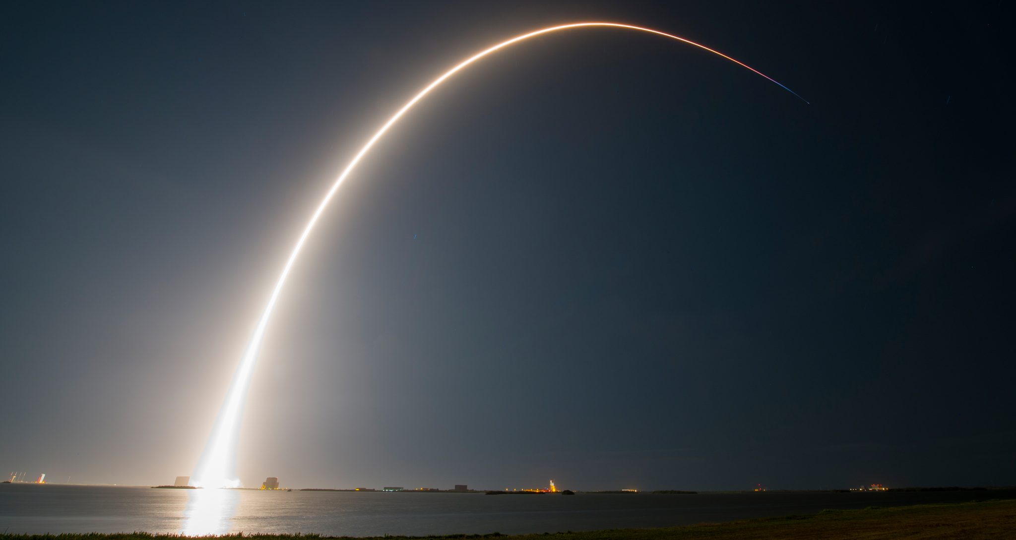 SpaceX 完成又一次深夜星链发射任务