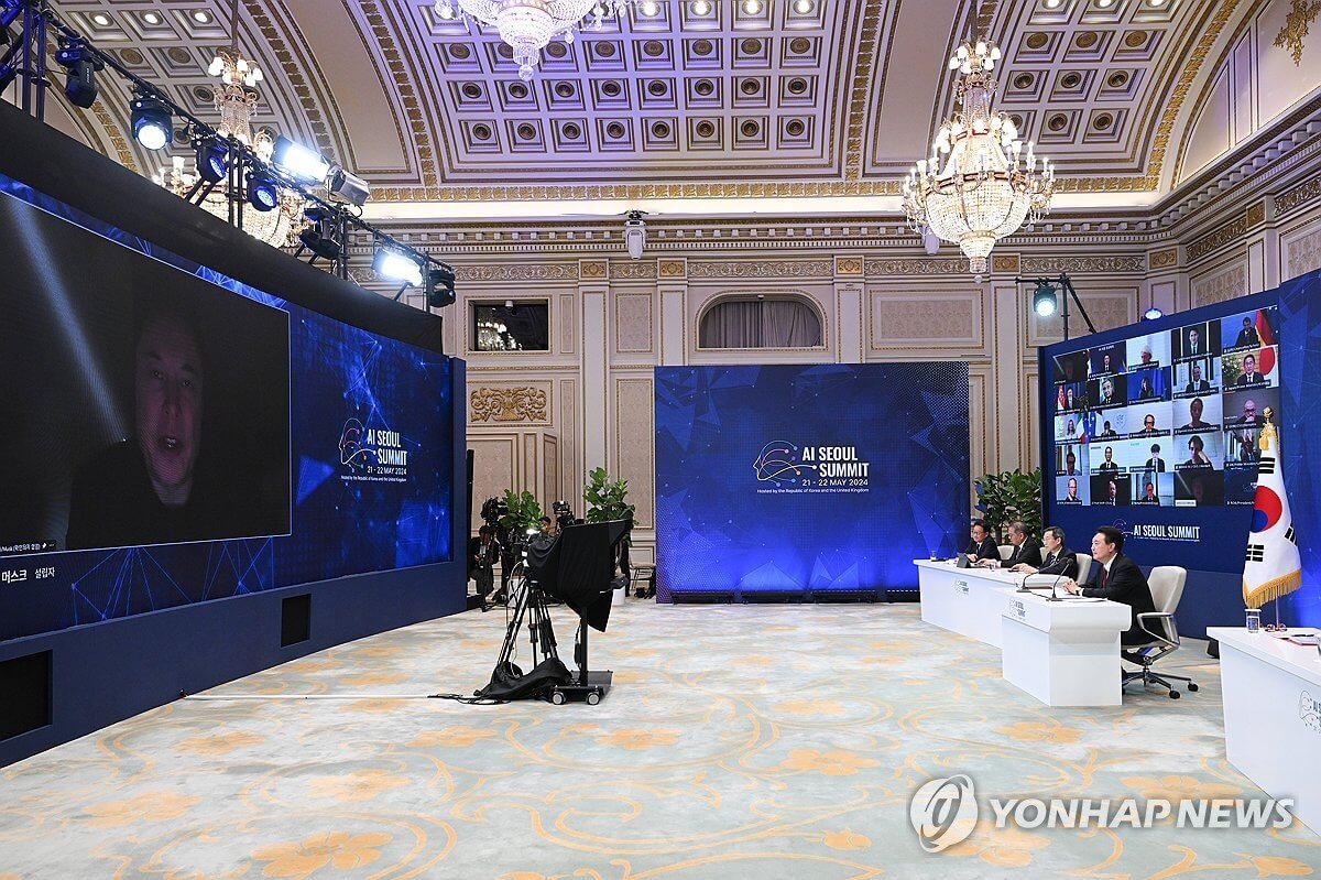 埃隆-马斯克视频出席韩国人工智能首尔峰会