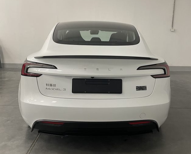 工信部目录披露新款高性能版 Model 3 新细节