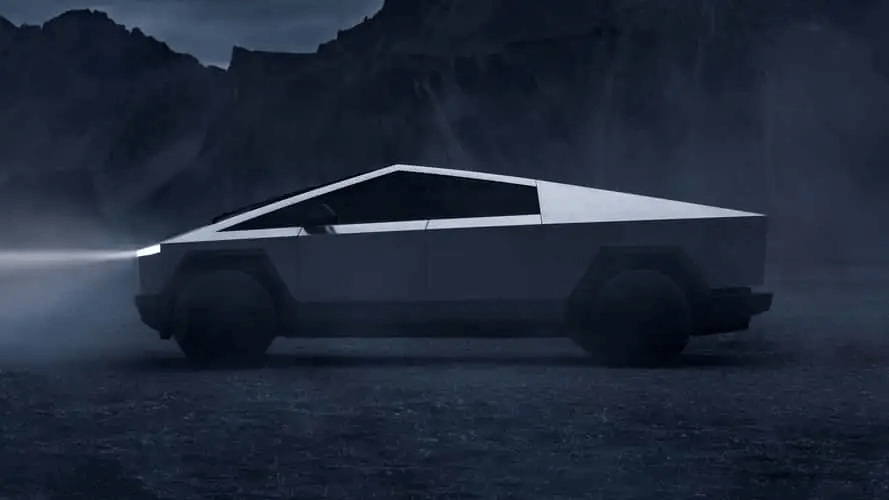 特斯拉 Cyber​​truck 车主试图在充电时拖曳 Model 3。事情的经过如下